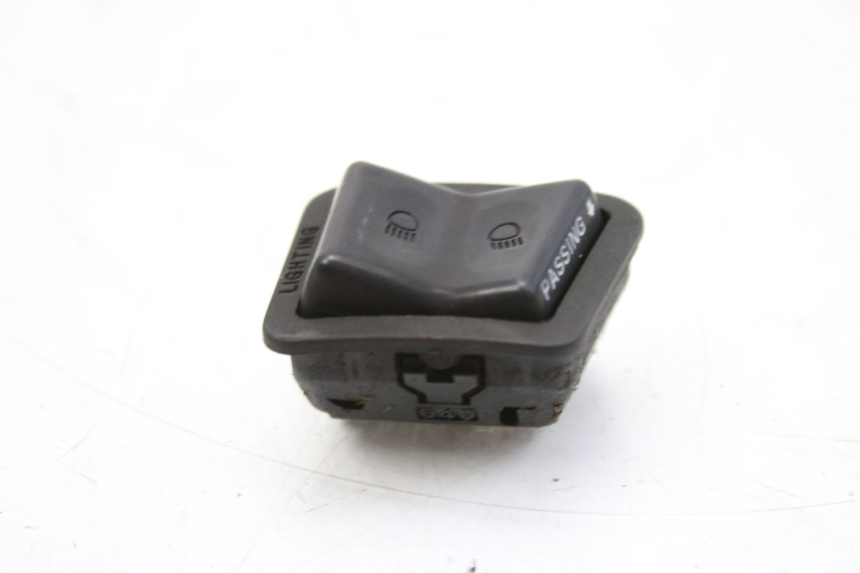 photo de LICHTSCHALTER YAMAHA XMAX X-MAX 125 (2006 - 2009) - Alternative Perspektive
