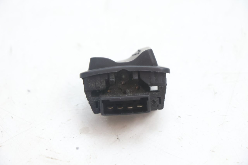 photo de LICHTSCHALTER PIAGGIO ZIP 2T 50 (2009 - 2019) - Alternative Perspektive