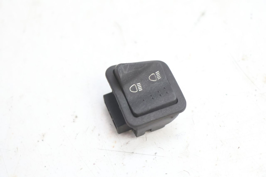 photo de LICHTSCHALTER PIAGGIO ZIP 2T 50 (2009 - 2019) - Detailansicht des Bauteils