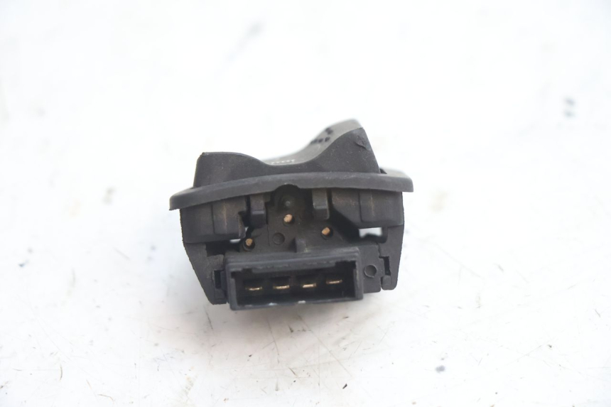 photo de LICHTSCHALTER PIAGGIO ZIP 2T 50 (2009 - 2019) - Zoom auf Gebrauchszustand