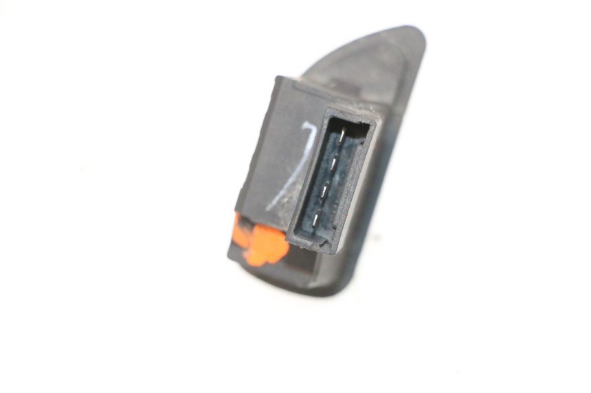 photo de LENKERSCHLOSS PIAGGIO MP3 RL 250 (2006 - 2010) - Detailansicht des Bauteils