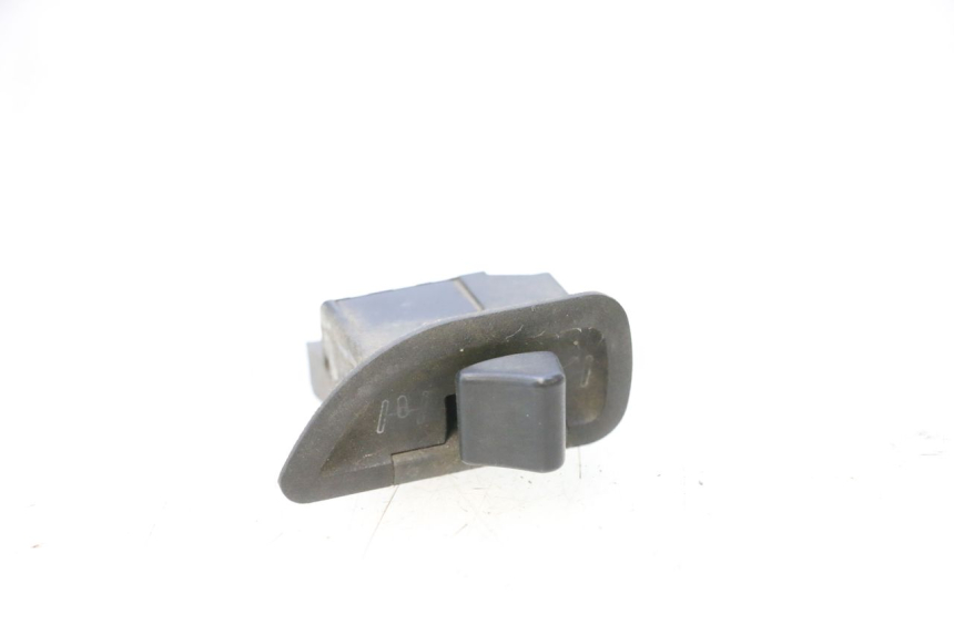 photo de SCHALTER ROLL LOCK PIAGGIO MP3 125 (2006 - 2014) - Hauptansicht