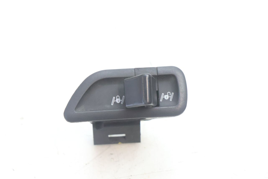photo de SCHALTER ROLL LOCK PIAGGIO MP3 500 (2016 - 2018) - Hauptansicht