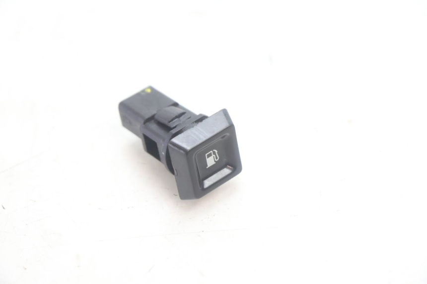 photo de TANKKLAPPENSCHALTER PIAGGIO MP3 HPE 530 (2022 - 2026) - Hauptansicht