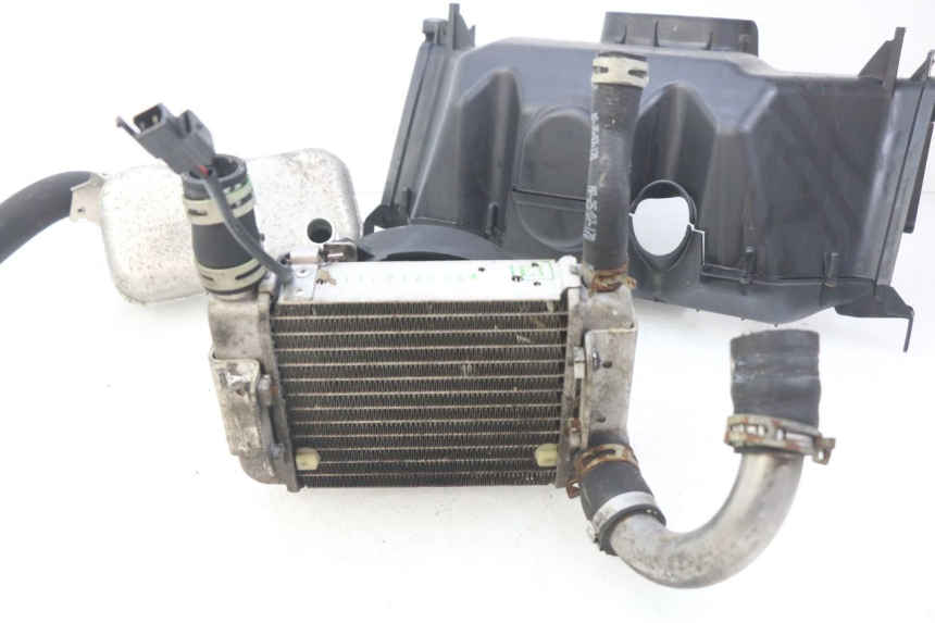photo de COMPRESSOR PEUGEOT SATELIS COMPRESSOR K15 125 (2006 - 2009) - Weitere Ansicht des Artikels