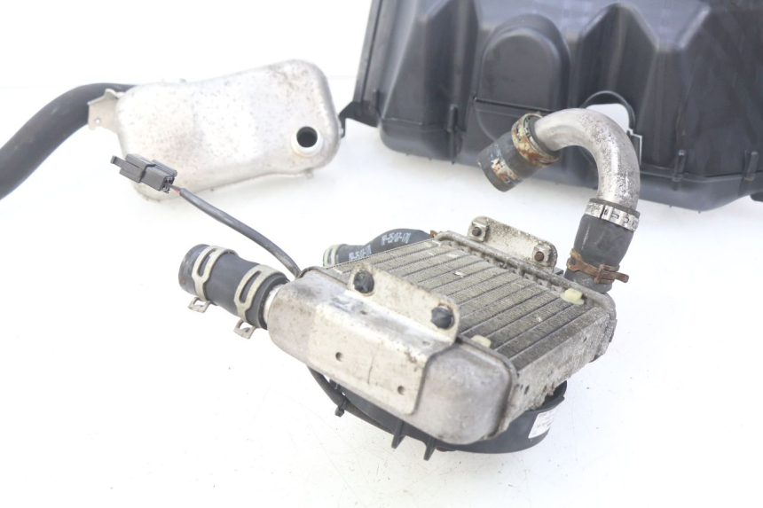 photo de COMPRESSOR PEUGEOT SATELIS COMPRESSOR K15 125 (2006 - 2009) - Kennzeichnungen und Originalreferenzen