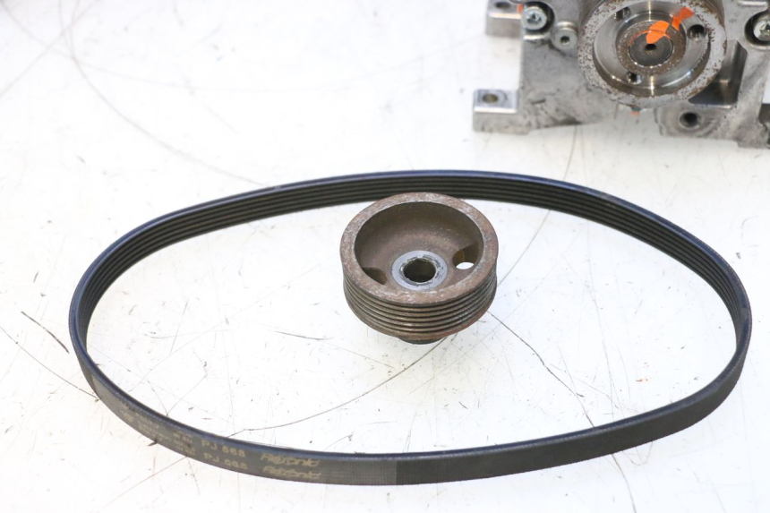 photo de COMPRESSOR PEUGEOT SATELIS COMPRESSOR K15 125 (2006 - 2009) - Hauptansicht