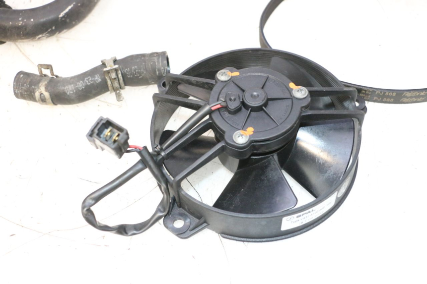 photo de COMPRESSOR PEUGEOT SATELIS COMPRESSOR K15 125 (2006 - 2009) - Zoom auf Gebrauchszustand