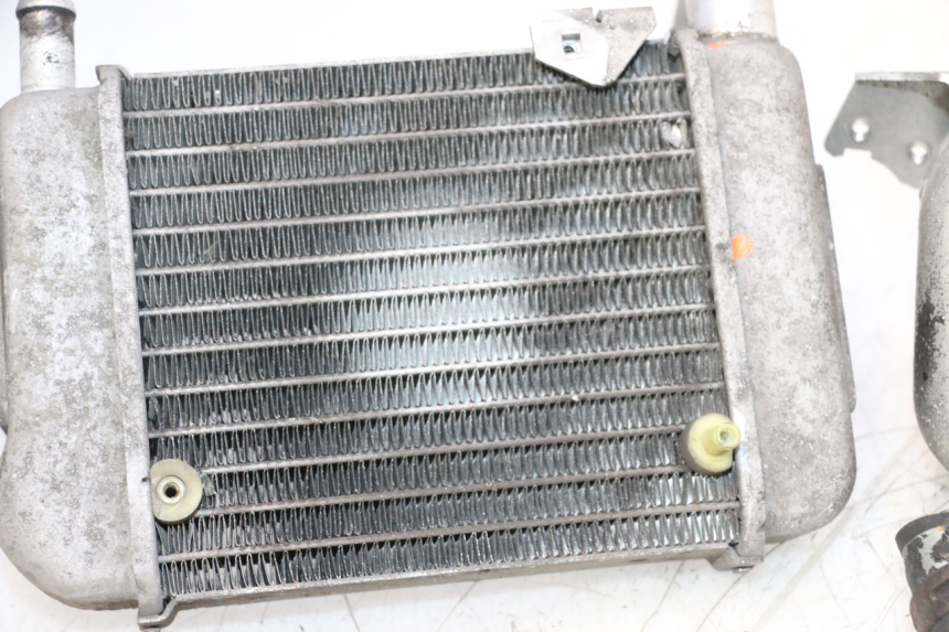 photo de COMPRESSOR PEUGEOT SATELIS COMPRESSOR K15 125 (2006 - 2009) - Alternative Perspektive