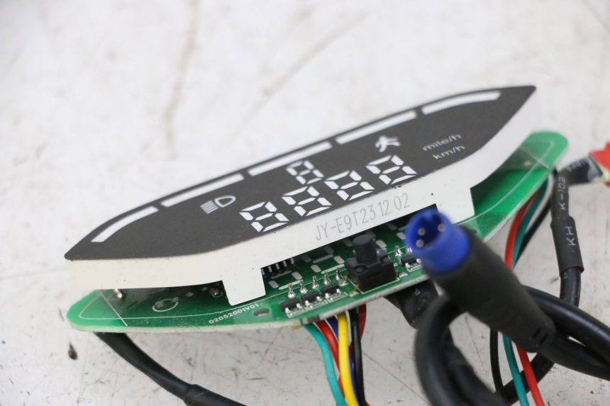 photo de TACHO URBANGLIDE 100XS 1 - Weitere Ansicht des Artikels