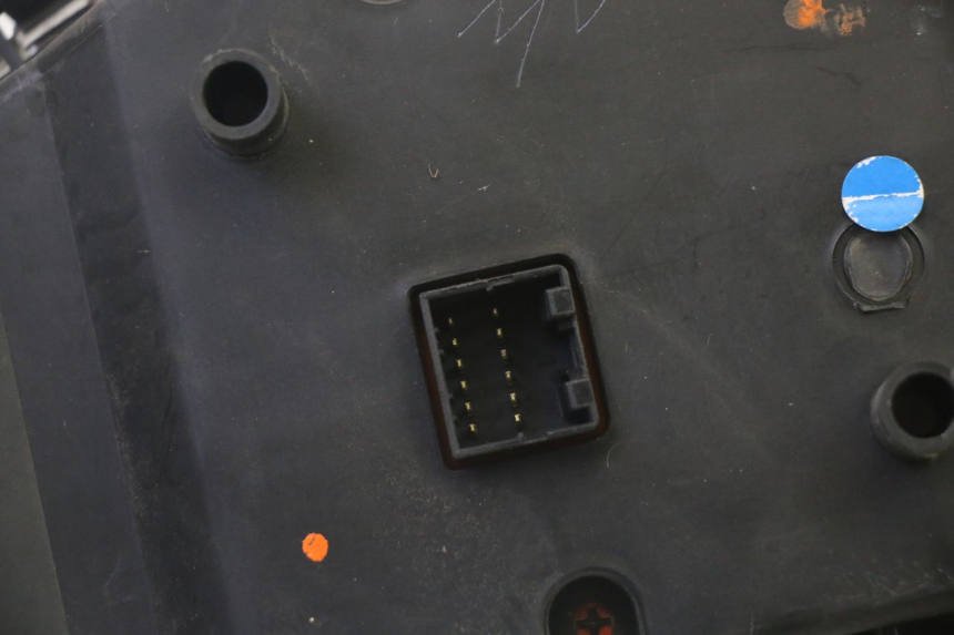 photo de TACHOMETER  QUADRO 4 4D 350 (2015 - 2018) - Kennzeichnungen und Originalreferenzen