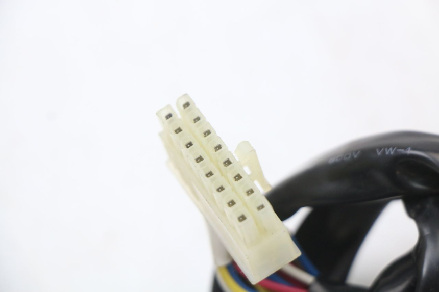 photo de Tachometer E-MAX 80L 1 (2011 - 2014) - Details der Befestigungspunkte