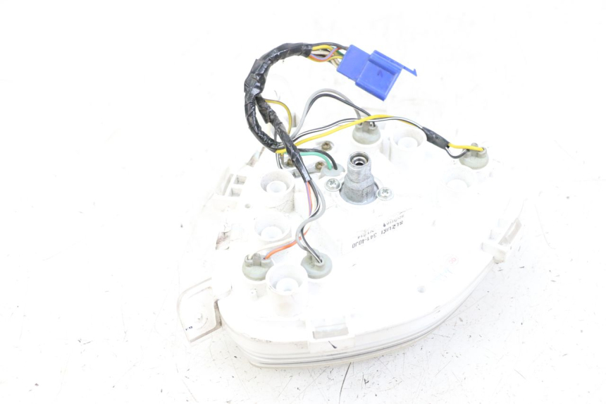 photo de TACHOMETER  SUZUKI ADDRESS 110 (2015 - 2020) - Details der Befestigungspunkte