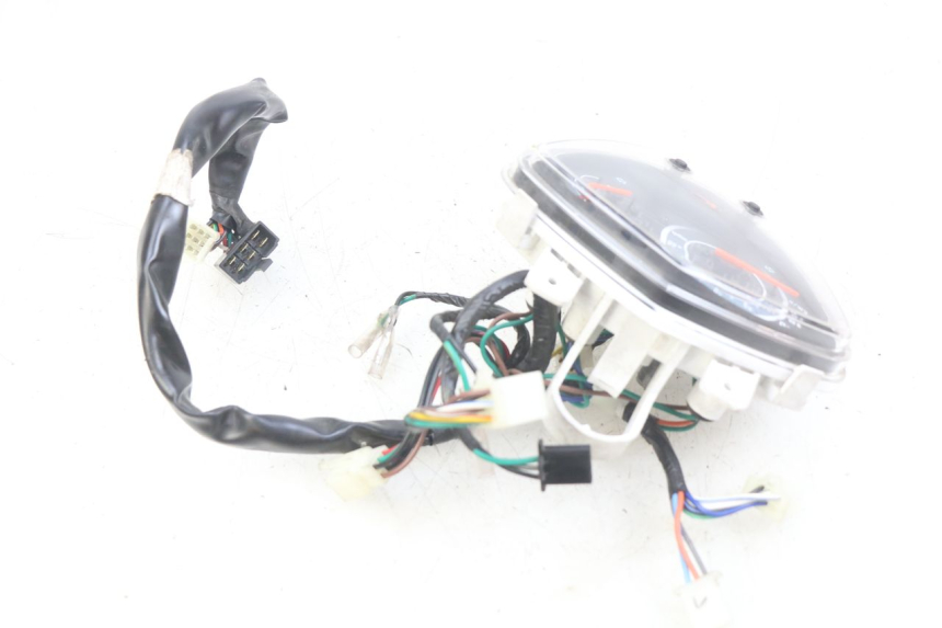 photo de TACHOMETER KYMCO AGILITY 16+ 4T 50 (2018 - 2023) - Oberflächenzustand und Material