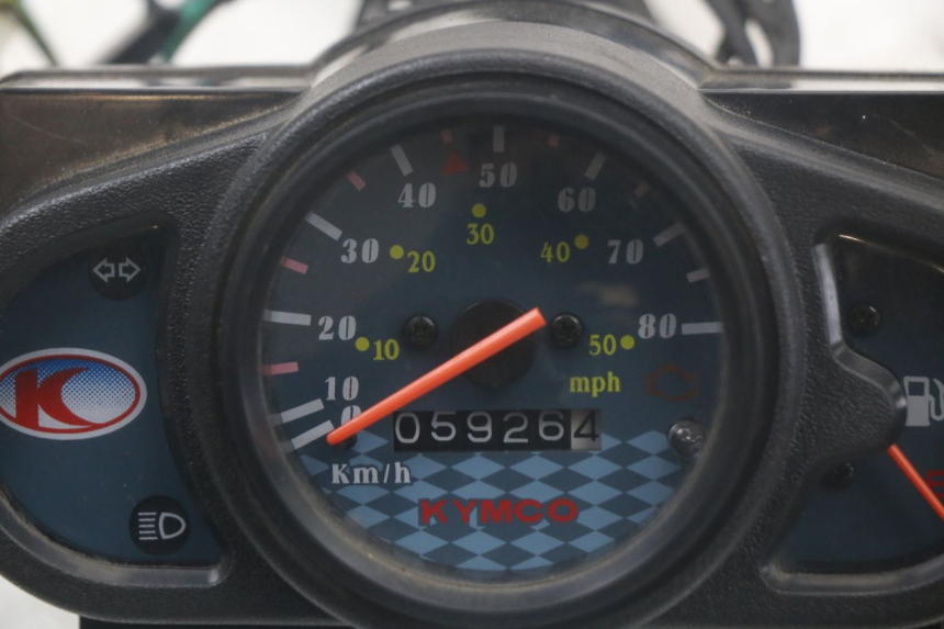 photo de TACHOMETER KYMCO AGILITY 4T 50 (2018 - 2022) - Alternative Perspektive
