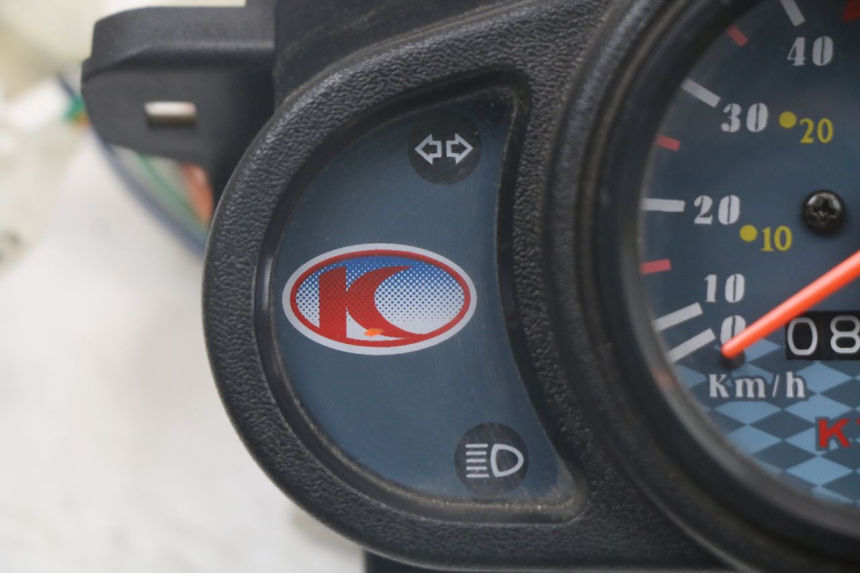 photo de TACHOMETER KYMCO AGILITY 4T 50 (2018 - 2022) - Zoom auf Gebrauchszustand