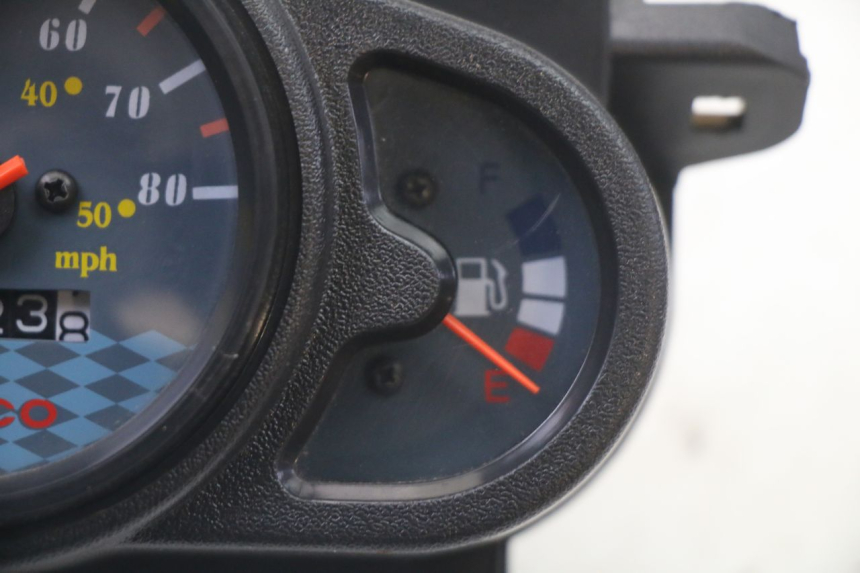 photo de TACHOMETER KYMCO AGILITY 4T 50 (2005 - 2018) - Technische Nahaufnahme