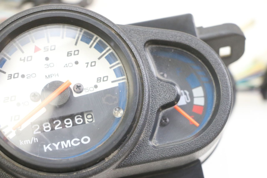 photo de TACHOMETER KYMCO AGILITY 4T 50 (2018 - 2022) - Alternative Perspektive