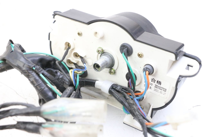 photo de TACHOMETER KYMCO AGILITY 4T 50 (2018 - 2022) - Technische Nahaufnahme