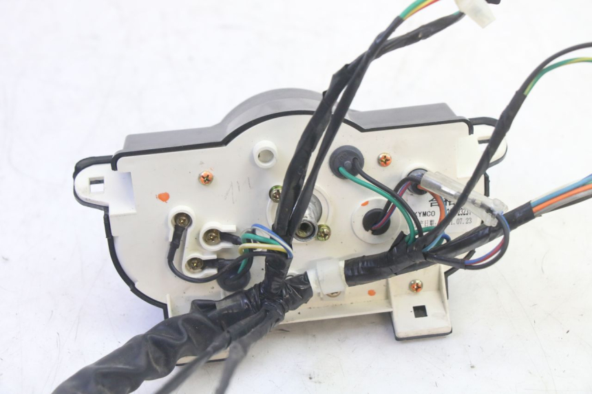 photo de TACHOMETER KYMCO AGILITY 4T 50 (2018 - 2022) - Oberflächenzustand und Material