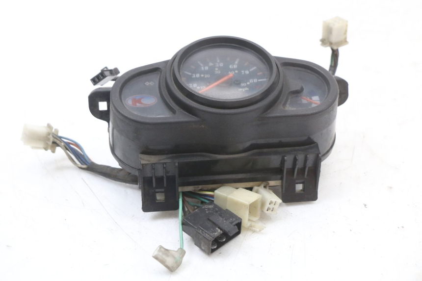 photo de TACHOMETER KYMCO AGILITY FR 2T 50 (2012 - 2017) - Oberflächenzustand und Material