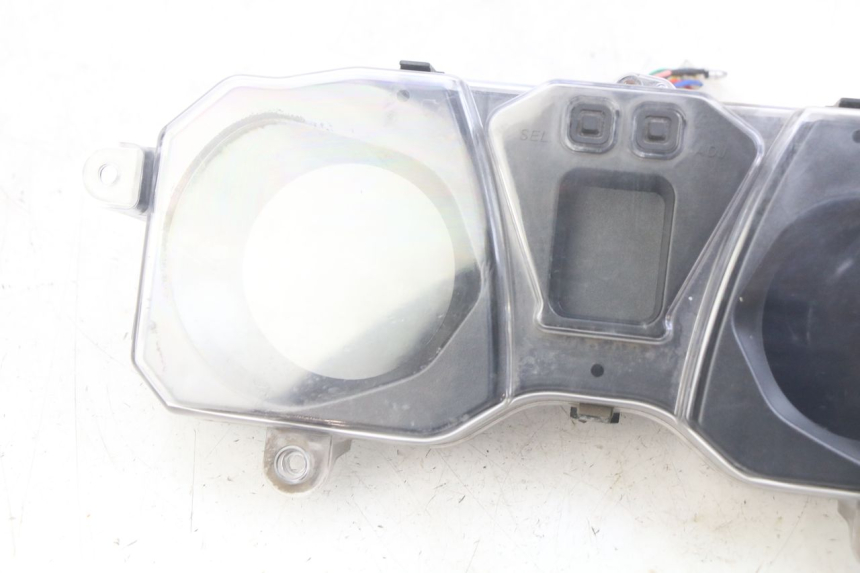 photo de TACHOMETER NECO ALEXONE 125 (2017 - 2024) - Zoom auf Komponenten