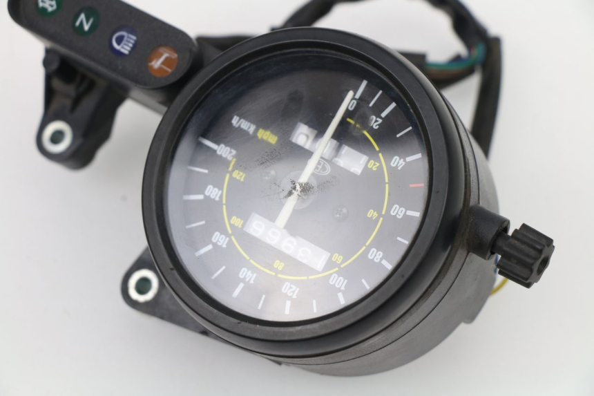 photo de TACHOMETER  APRILIA TUONO 125 (2003 - 2005) - Detailansicht des Bauteils