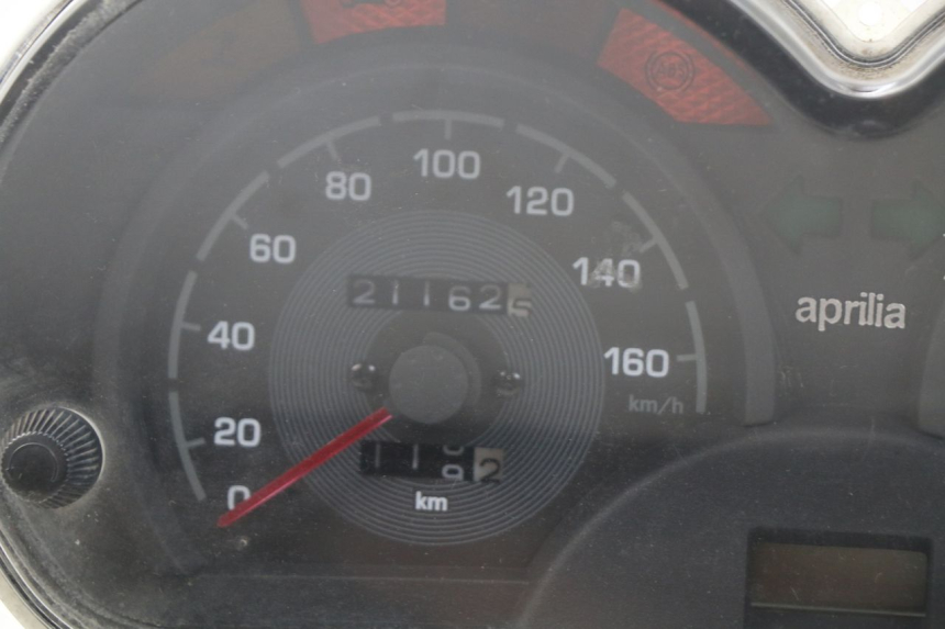 photo de TACHOMETER  APRILIA ATLANTIC 125 (2003 - 2009) - Zoom auf Gebrauchszustand