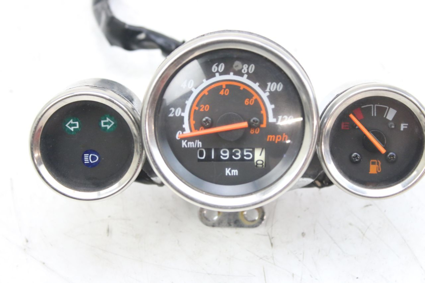 photo de TACHOMETER WILDLANDER BISCUIT 125 (2004 - 2010) - Detailansicht des Bauteils