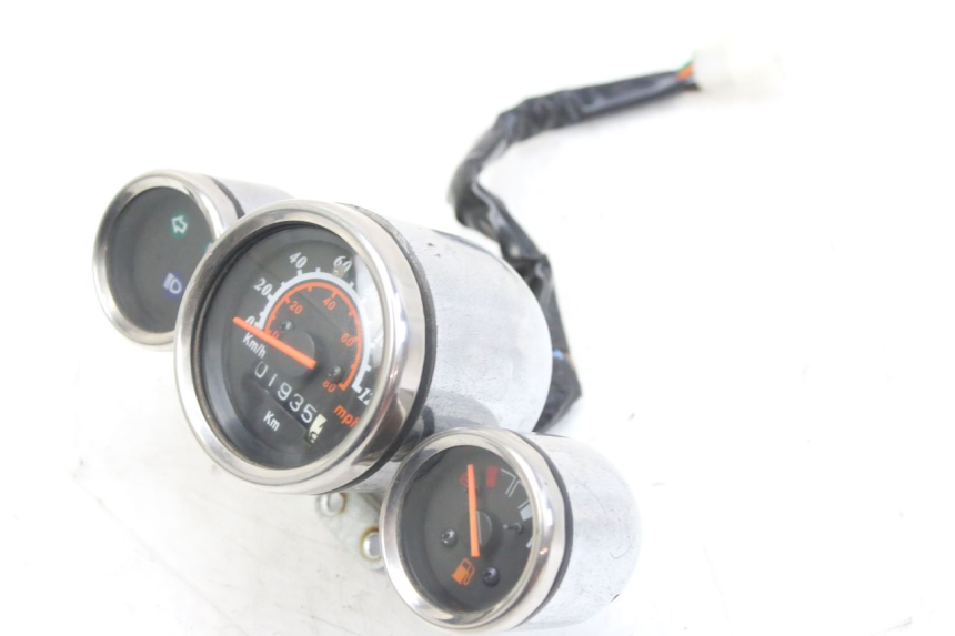 photo de TACHOMETER WILDLANDER BISCUIT 125 (2004 - 2010) - Gesamtansicht des Produkts