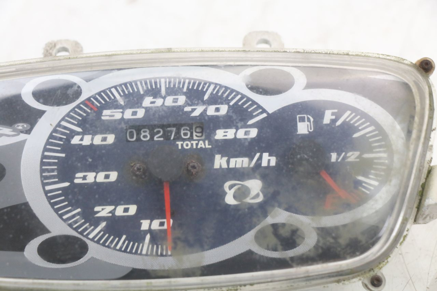 photo de TACHOMETER MBK BOOSTER SPIRIT 50 (2004 - 2017) - Zoom auf Gebrauchszustand