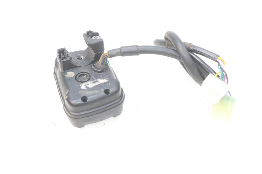 photo de TACHOMETER  MBK BOOSTER SPIRIT NAKED 50 (2004 - 2017) - Details der Befestigungspunkte