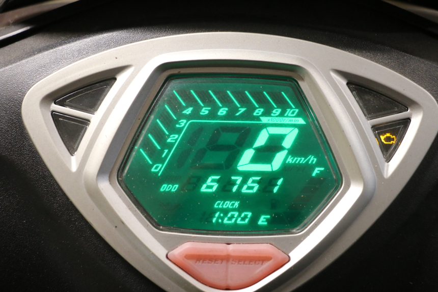 photo de TACHOMETER  MOTRON BREEZY 4T 50 (2021 - 2025) - Zoom auf Gebrauchszustand