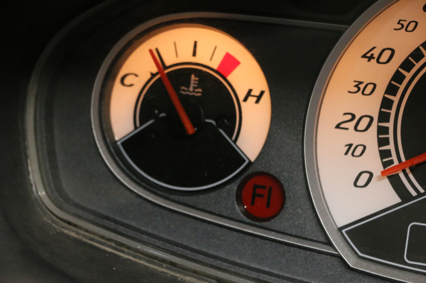 photo de TACHOMETER SUZUKI BURGMAN 125 (2007 - 2014) - Details der Befestigungspunkte