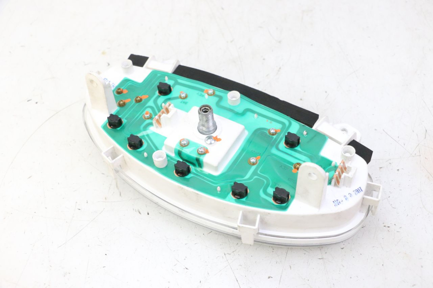 photo de TACHOMETER SUZUKI BURGMAN 125 (2007 - 2014) - Oberflächenzustand und Material