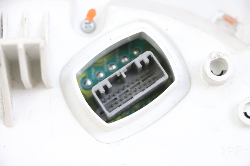 photo de TACHOMETER  SUZUKI BURGMAN 650 (2013 - 2020) - Hochauflösende Nahaufnahme