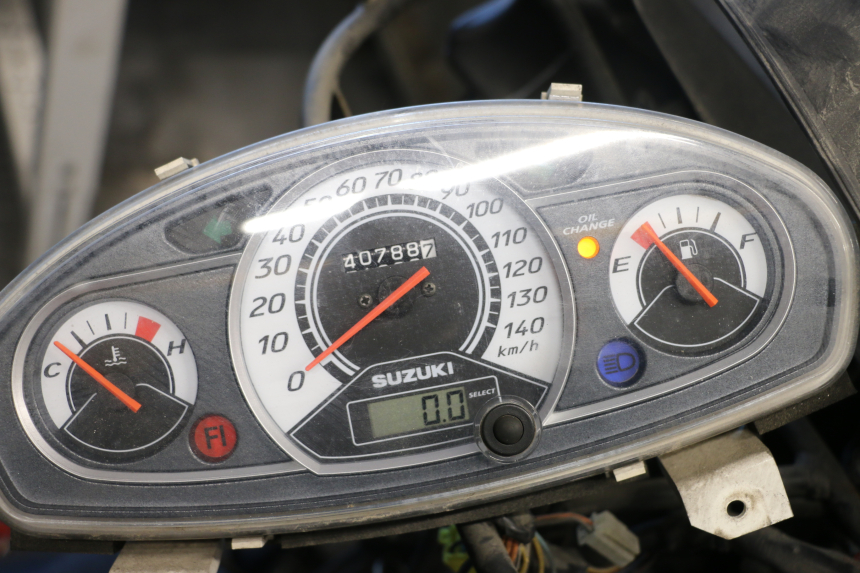 photo de TACHOMETER SUZUKI BURGMAN 125 (2007 - 2014) - Zoom auf Gebrauchszustand