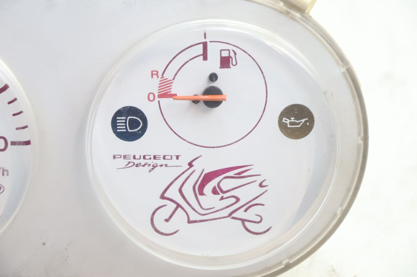 photo de TACHOMETER  PEUGEOT BUXY 50 (1993 - 1998) - Zoom auf Gebrauchszustand
