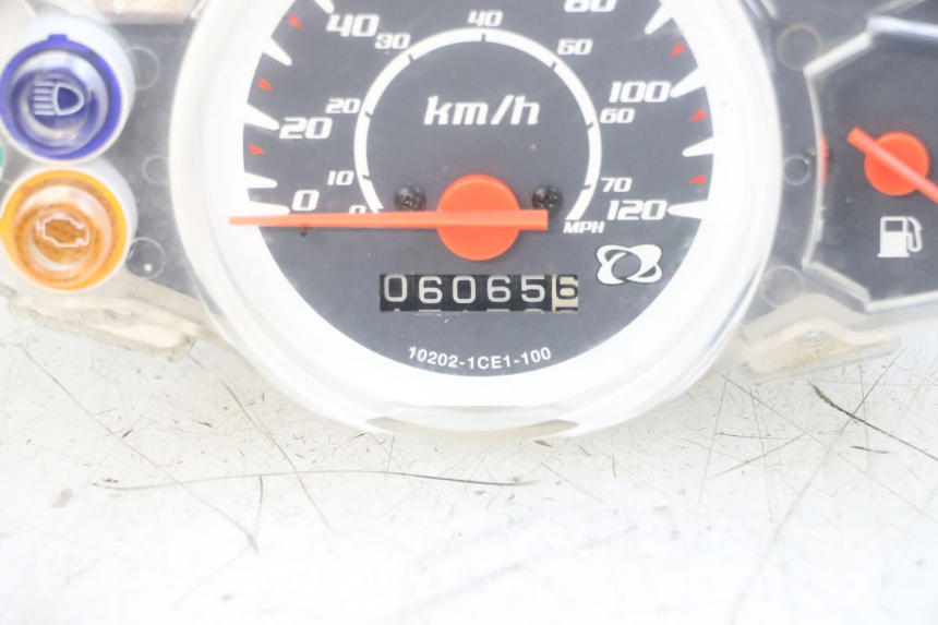 photo de TACHOMETER YAMAHA BW'S BWS 125 (2010 - 2013) - Alternative Perspektive