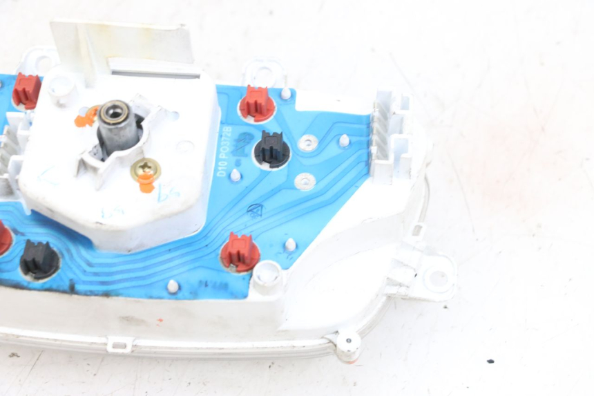 photo de TACHOMETER  YAMAHA BW'S EASY 50 (2013 - 2016) - Details der Befestigungspunkte