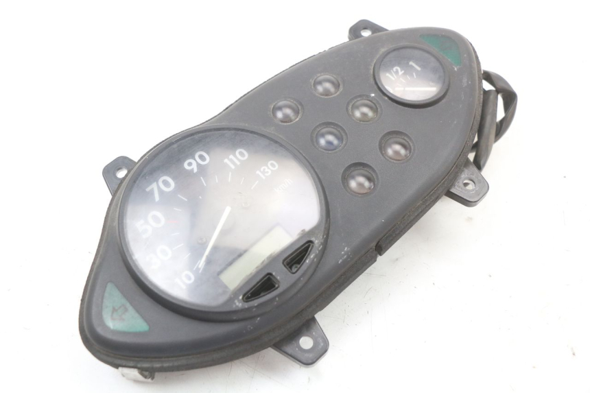 photo de TACHOMETER BMW C1 125 (2000 - 2003) - Details der Befestigungspunkte