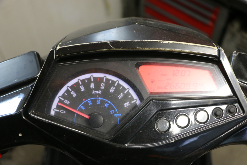 photo de TACHOMETER  ORCAL CAVARO 4T 50 (2019 - 2023) - Zoom auf Gebrauchszustand
