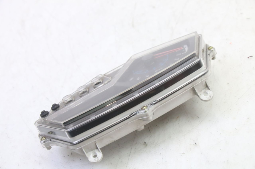 photo de TACHOMETER  ORCAL CAVARO 4T 50 (2019 - 2023) - Details der Befestigungspunkte