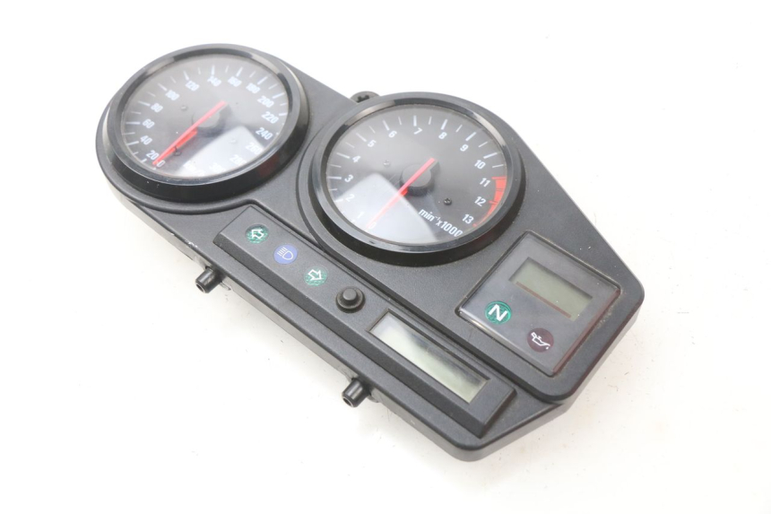 photo de TACHOMETER  HONDA CBR 919 RR FIREBLADE 900 (1998 - 1999) - Zoom auf Gebrauchszustand