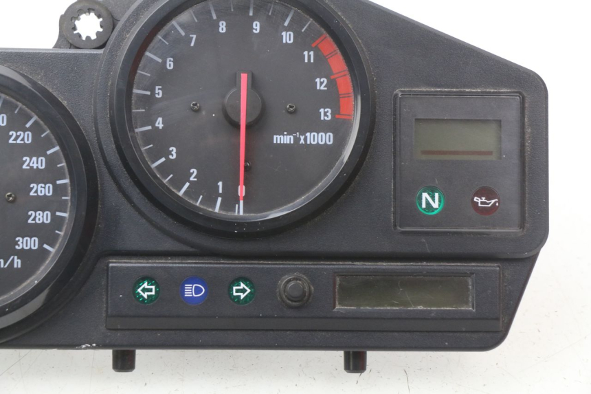 photo de TACHOMETER  HONDA CBR 919 RR FIREBLADE 900 (1998 - 1999) - Oberflächenzustand und Material
