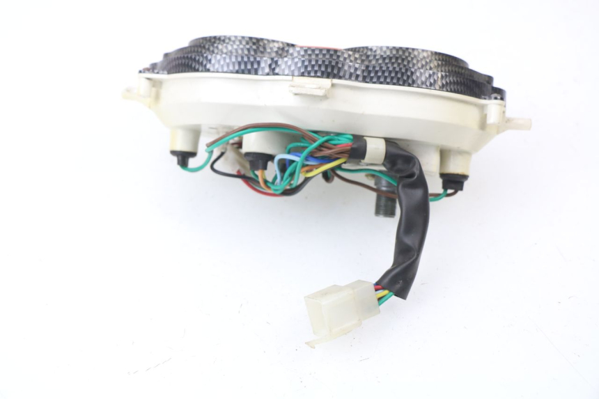 photo de TACHOMETER  REVATTO CITYONE 125 (2006 - 2007) - Oberflächenzustand und Material