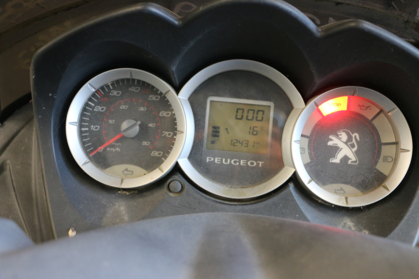 photo de TACHOMETER  PEUGEOT CITYSTAR 2T 50 (2018 - 2021) - Zoom auf Gebrauchszustand
