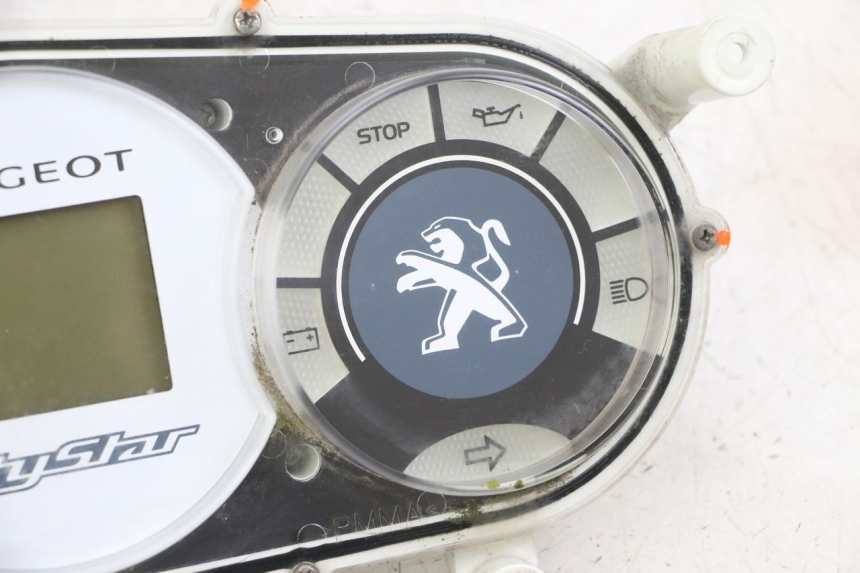 photo de TACHOMETER PEUGEOT CITYSTAR 50 (2013 - 2017) - Charakteristische Merkmale