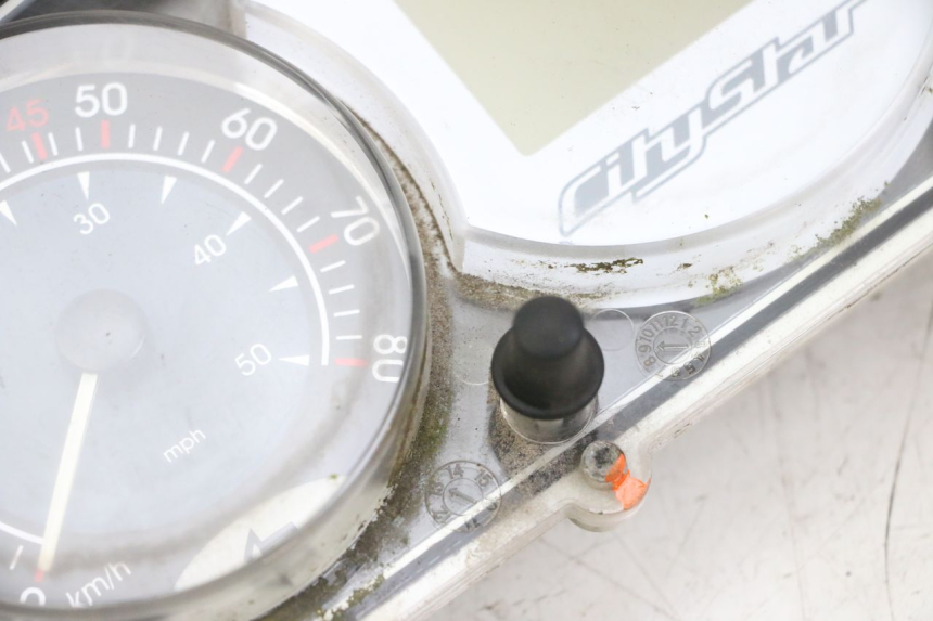 photo de TACHOMETER PEUGEOT CITYSTAR 50 (2013 - 2017) - Zoom auf Gebrauchszustand