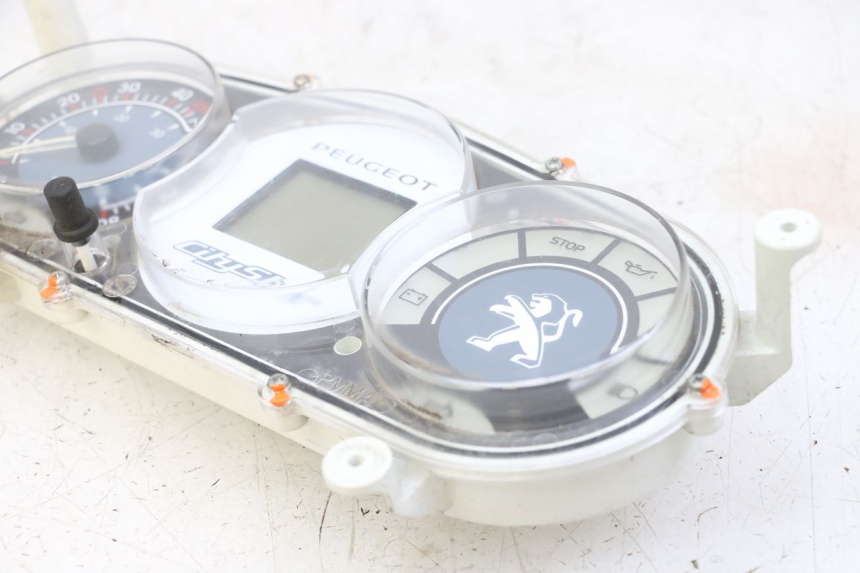 photo de TACHOMETER PEUGEOT CITYSTAR 50 (2013 - 2017) - Technische Nahaufnahme